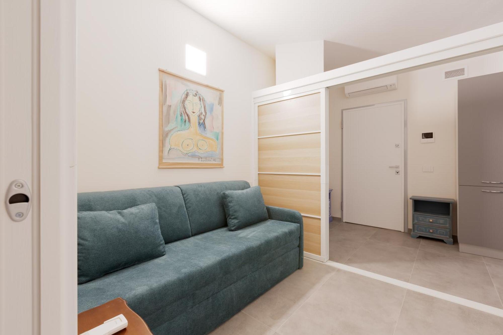 Guesthost - Spacious Apartments - 1,4Km From Corso Buenos Aires — Photos 3